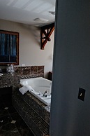 Sumas Mountain Lodge