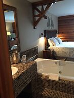 Sumas Mountain Lodge