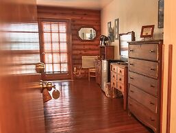 Sumas Mountain Lodge