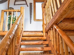 Sumas Mountain Lodge