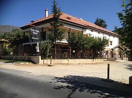 Hotel Rural Robles