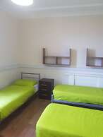 Bowden Court - Hostel