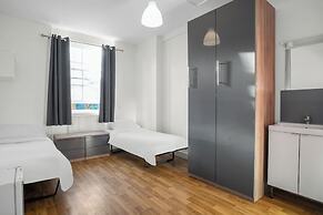 Bowden Court - Hostel