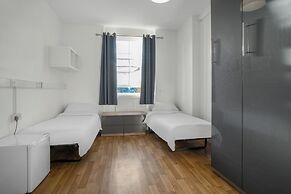 Bowden Court - Hostel