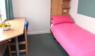 Friendship House - Hostel