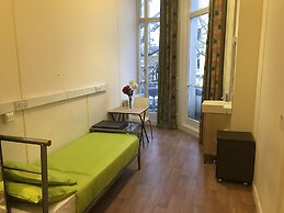 Halpin House - Hostel