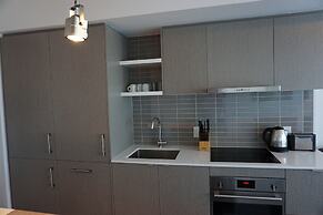 Aaira Suites at 1 York St