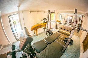 Sea View Holiday Flat - Covehurst Bay