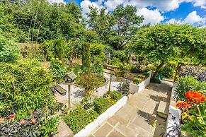 Sea View Holiday Flat - Covehurst Bay