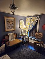 Applesauce Inn B&B