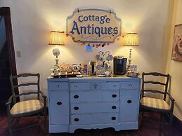 Applesauce Inn B&B