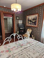 Applesauce Inn B&B