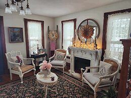 Applesauce Inn B&B