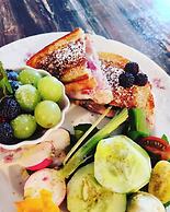 Applesauce Inn B&B