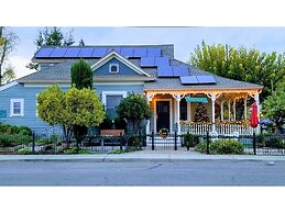 Abbey House Inn