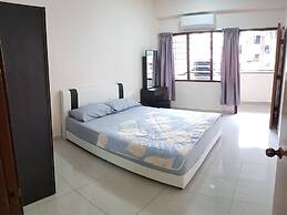 24A Home Stay Near Bukit Bintang