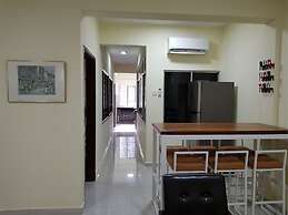 24A Home Stay Near Bukit Bintang