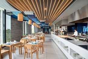 Cross Pattaya Oceanphere