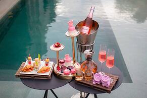 Cross Pattaya Oceanphere