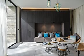 Cross Pattaya Oceanphere