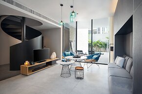 Cross Pattaya Oceanphere