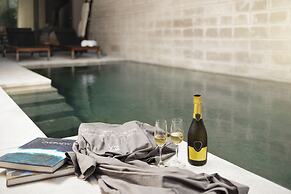 Cross Pattaya Oceanphere