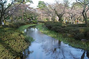 TOWN HOTEL Forty One