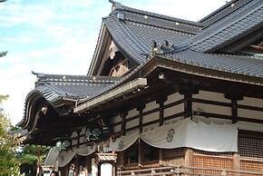 TOWN HOTEL Forty One