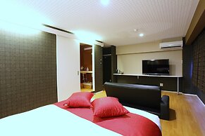 TOWN HOTEL Forty One