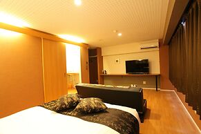 TOWN HOTEL Forty One