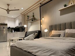 Mercu Summer Suites Freluxe Homestay