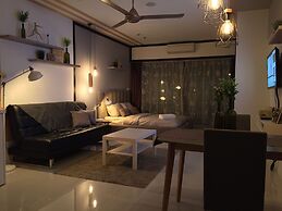 Mercu Summer Suites Freluxe Homestay