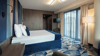 Wellton Riverside SPA Hotel