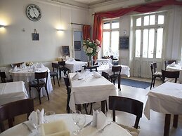 Aux Lys d'Or