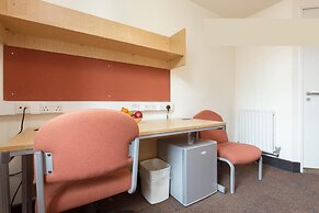 Davies Court - Hostel