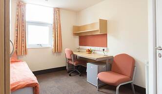 Davies Court - Hostel