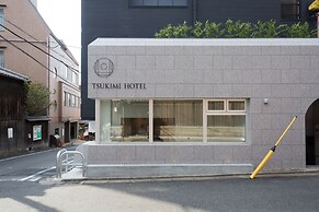 Tsukimi Hotel