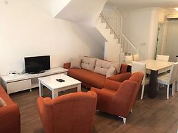 Infinity Denlis Villa