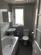 Chessels Court Apartment