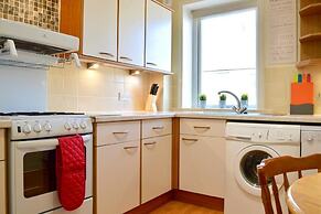 Crags View Apartment