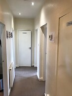 Crags View Apartment