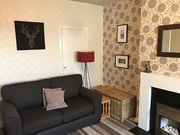 Crags View Apartment