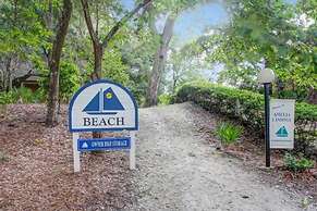Secluded Condo with Peaceful Wooded Views and Easy Access to the Beach