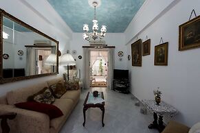 Garden Central Athinian Apartments