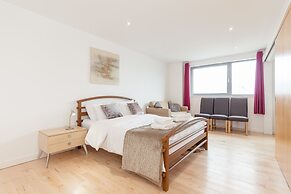 Stylish Penthouse Suite