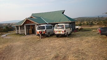 Nalepomara Lodge