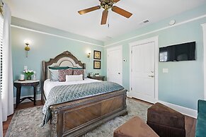 Carriage Way Centennial