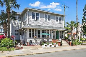 Carriage Way Centennial