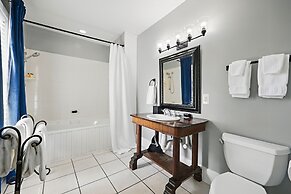 Carriage Way Centennial