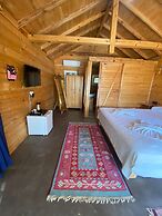 Green Pine Beach & Bungalows